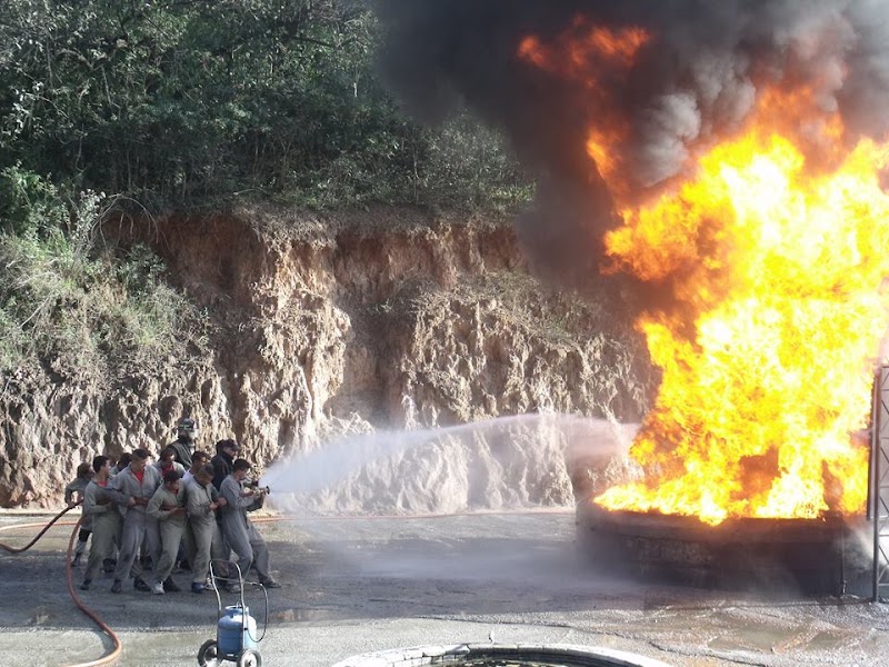 Centro X | Escola de Formação de Bombeiro Profissional Civil