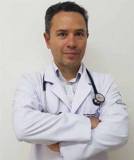 Clínica Médica Moli Mendes medico Rene Molinari